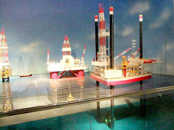 海上钻井采油场景模型