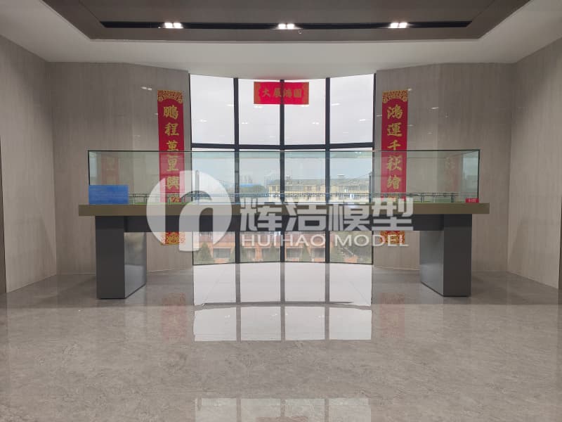 五峰山长江大桥：公铁两用钢桁梁双塔悬索桥