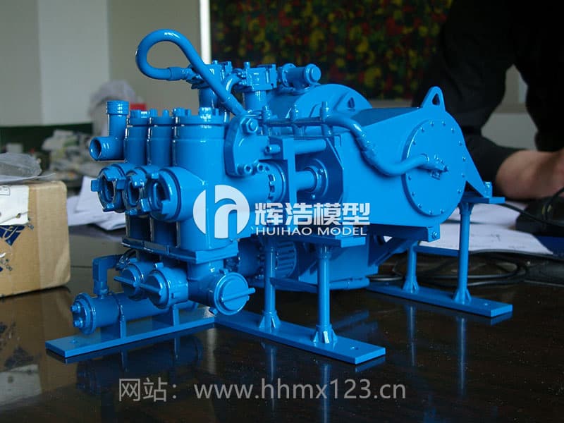 TP400柱塞泵礼品模型（蓝色）-四机赛瓦.jpg