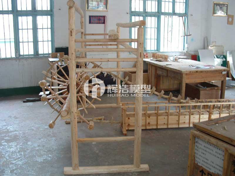 仿古脚踏水车互动装置,古代水力模型,水力椿米装置